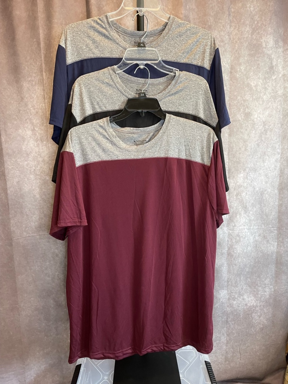 Men's Colorblock Short-Sleeve Crew Neck Shirt - Maroon & Heather Gray
